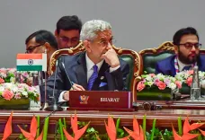 ब्रिक्स समिट 2026: जयशंकर आज 10 देशों के मंत्रियों से करेंगे द्विपक्षीय वार्ता, रात्रिभोज भी होस्ट करेंगे