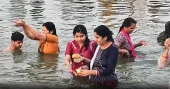 बुद्ध पूर्णिमा 2026: प्रयागराज संगम और हरिद्वार गंगा घाट पर हजारों श्रद्धालुओं का पवित्र स्नान
