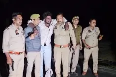 बुलंदशहर में पुलिस और अपराधी के बीच हुई मुठभेड़, बरामद हुई चोरी की बाइक और हथियार