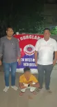 Was a Burglar Disguised as a House Painter Arrested in Delhi?