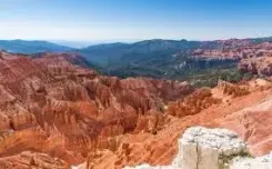 सीडर ब्रेक्स का अद्वितीय एम्फीथिएटर: पृथ्वी के प्राचीन इतिहास का अद्भुत दृश्य