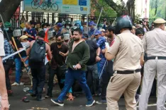 Centre moves SC to quash FIRs against student protesters under Article 142