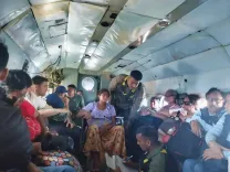 क्या चक्रवात ‘दितवाह’ ने श्रीलंका में भारतीय वायुसेना के माध्यम से कई देशों के नागरिकों को निकाला?