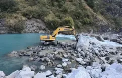 चमोली: धौली गंगा में बनी झील से बढ़ा खतरा, विशेषज्ञ और बचाव टीम रवाना