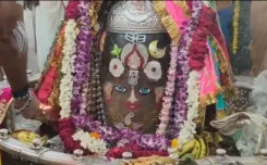 आषाढ़ शुक्ल द्वितीया पर महाकाल का दिव्य शृंगार: चंद्रमा, बेलपत्र व भस्म से सजे बाबा, उज्जैन में उमड़े श्रद्धालु