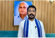 चंद्रशेखर आजाद की लखनऊ में हुंकार: ईवीएम हटाओ, बैलेट पेपर लाओ; वी.पी. सिंह को भारत रत्न की मांग