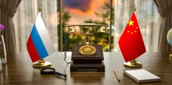 चीन-रूस के विदेश मंत्रियों की फोन वार्ता: मध्य-पूर्व स्थिति पर चर्चा