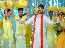 पवन सिंह ने 'छठी मईया' से की पीएम मोदी की जीत की कामना, रिलीज किया 'घाटे चलले मोदी-नीतीश' गीत