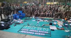 क्या छत्तीसगढ़ में सीआरपीएफ ने नक्सलियों के हथियार फैक्ट्री और ठिकाने को ध्वस्त किया?