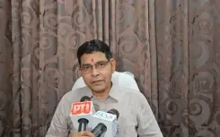 छत्तीसगढ़ : खेल और आपदा प्रबंधन मंत्री टंकराम वर्मा ने की पीएम मोदी की तारीफ, नई खेल नीति का किया स्वागत