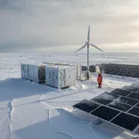 China targets 100% renewable energy at Antarctic bases by 2035