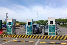 चीन के 98% राजमार्ग सेवा क्षेत्रों में 85,400 EV चार्जिंग सुविधाएं, 2026 सम्मेलन में खुलासा