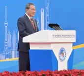 क्या चीनी प्रधानमंत्री ने सीआईआईई उद्घाटन समारोह में मुख्य भाषण दिया?