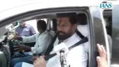 Chirag Paswan visits Ara, vows justice for Bharat Tiwari family
