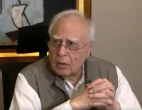 कपिल सिब्बल का चुनाव आयोग पर तीखा हमला: CEC ज्ञानेश कुमार को सस्पेंड करो, SIR तुरंत रोको