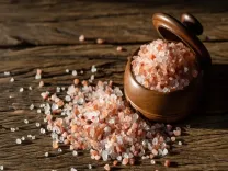 क्या चुटकी भर सेंधा नमक कई परेशानियों से छुटकारा दिला सकता है?