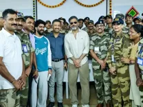 क्या सुनील शेट्टी ने सीआईएसएफ जवानों के साथ देश के प्रति समर्पण और हार्डवर्क पर चर्चा की?