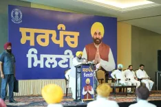 CM Bhagwant Mann Meets Sarpanches of Rampura Phul, Talwandi Sabo