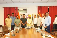 CM Bhagwant Mann meets Sher-E-Punjab T20 Cup players
