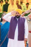 CM Bhagwant Mann pays tribute at Hussainiwala on 80th Independence Day