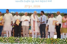 CM Bhupendra Patel backs Bharat Taxi cooperative model