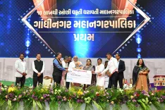 क्या सीएम भूपेंद्र पटेल ने 8 महानगर पालिकाओं और 16 नगर पालिकाओं को ‘निर्मल गुजरात अवॉर्ड्स’ प्रदान किए?