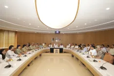 CM Bhupendra Patel Reviews Surat Floods, Announces Rs 500 Cr Khadi Fix