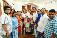 CM Dhami Holds Public Grievance Session at Mukhya Sevak Sadan