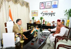 CM Dhami meets Cabinet Minister Satpal Maharaj at CM Residence