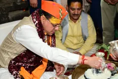 CM Dhami Offers Prayers at Jageshwar Dham, Launches Shravani Mela