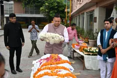 CM Dhami pays tribute at Haridwar cremation ghat