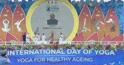 CM Dhami Shares Live Coverage of PM Modi at 21st Yoga Day Event in Kolkata