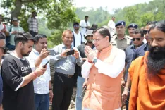CM Dhami Visits Dhanwantari Dham Herbal World in Uttarakhand