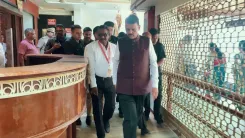 CM Fadnavis Backs Charmakar Students, Pledges LIDCOM Revamp