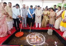 CM Fadnavis, Gadkari Break Ground for NMC Sanitation Workers' Housing