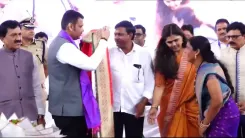 CM Fadnavis Honours Silk Farmers Driving Rural Prosperity