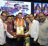CM Fadnavis joins Nagada Garba Mahotsav in Nagpur
