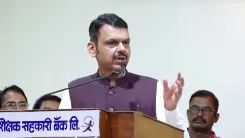CM Fadnavis Pledges Memorial, E-Library for Nagpur's Charmakar Students