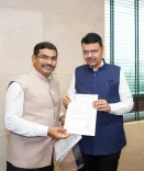 CM Fadnavis Receives Rs 1 Lakh Donation for Maharashtra Relief Fund