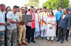 CM Fadnavis Reviews AI Command Centre at Pandharpur Wari