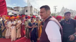 CM Fadnavis Unveils Full-Length Statue of Shahu Maharaj in Kolhapur