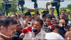 CM Fadnavis visits drought-hit Washim, promises full farmer aid