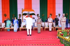 CM Hemant Soren hoists flag at Morhabadi Maidan on Independence Day