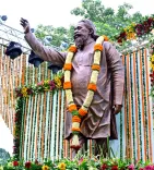 CM Hemant Soren Pays Tribute at Dishom Guruji Memorial Meet