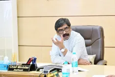 CM Hemant Soren Reviews IT Dept Progress in Jharkhand