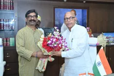 CM Hemant Soren Welcomes Speaker Mahato as Jharkhand Assembly Monsoon Session Opens