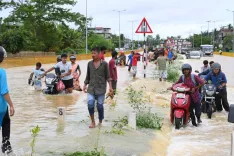 CM Himanta Assures Swift Flood Relief for Assam