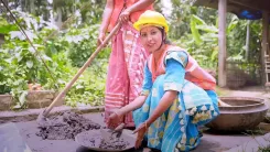CM Himanta Highlights Lakhimi Mistri Women Workers in Assam