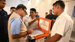 CM Himanta Holds Public Grievance Hearing in Dibrugarh