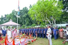 CM Majhi hoists Tiranga at Bhubaneswar residence on 80th I-Day